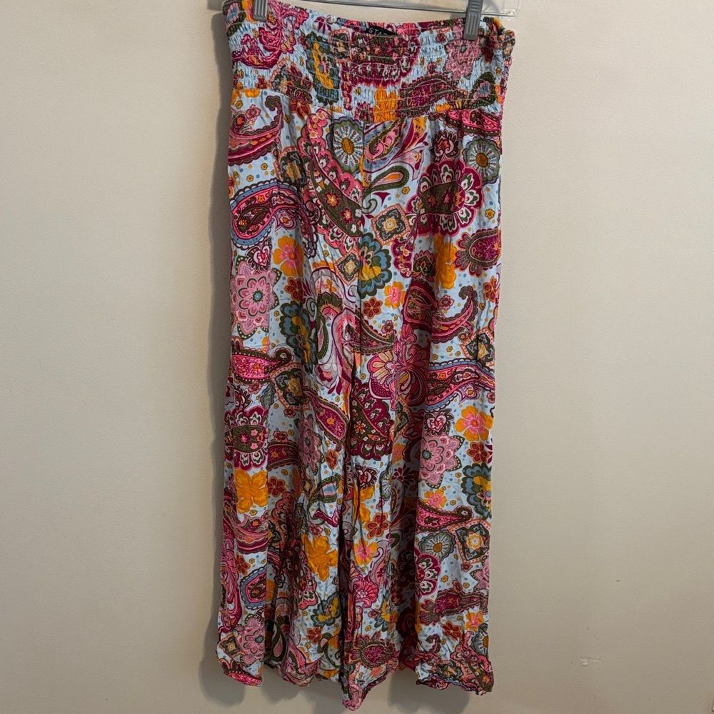1. State Pink Paisley & Floral wide leg pull on pants size medium